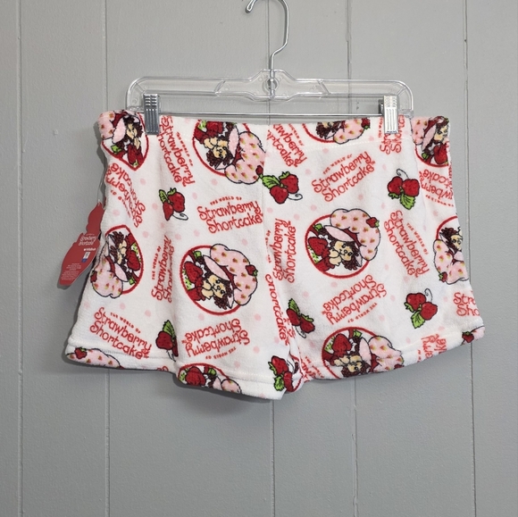 The World Of Strawberry Shortcake Sleepwear  Comfy Fuzzy Y2k Retro Shorts Size L - Picture 6 of 10